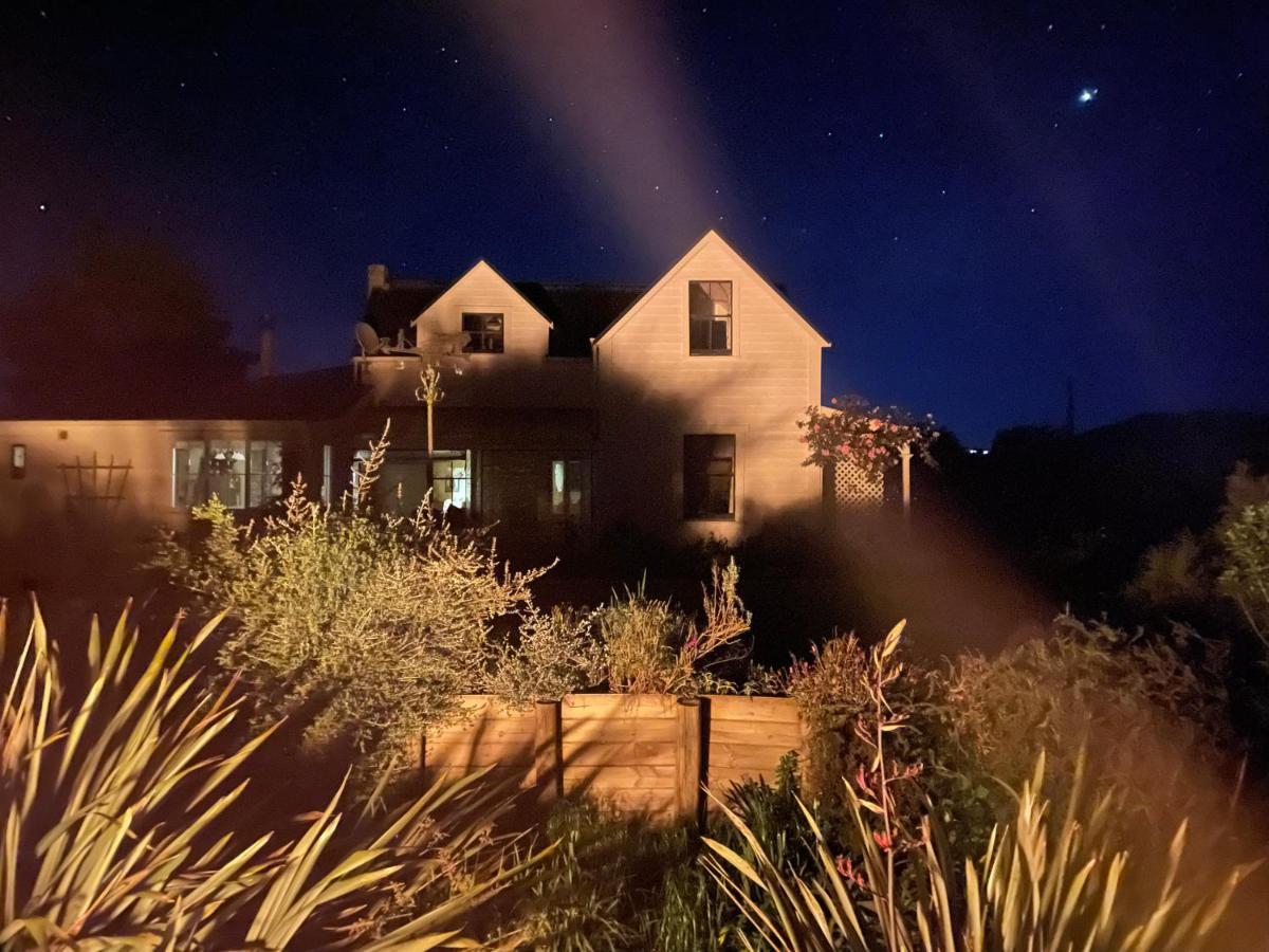 Ashley Villa Bnb Takaka Bagian luar foto